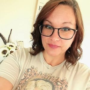 Meet your Posher, Stefanie